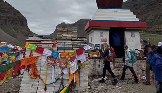 Drive to Yamadwar and Trek to Diraphuk